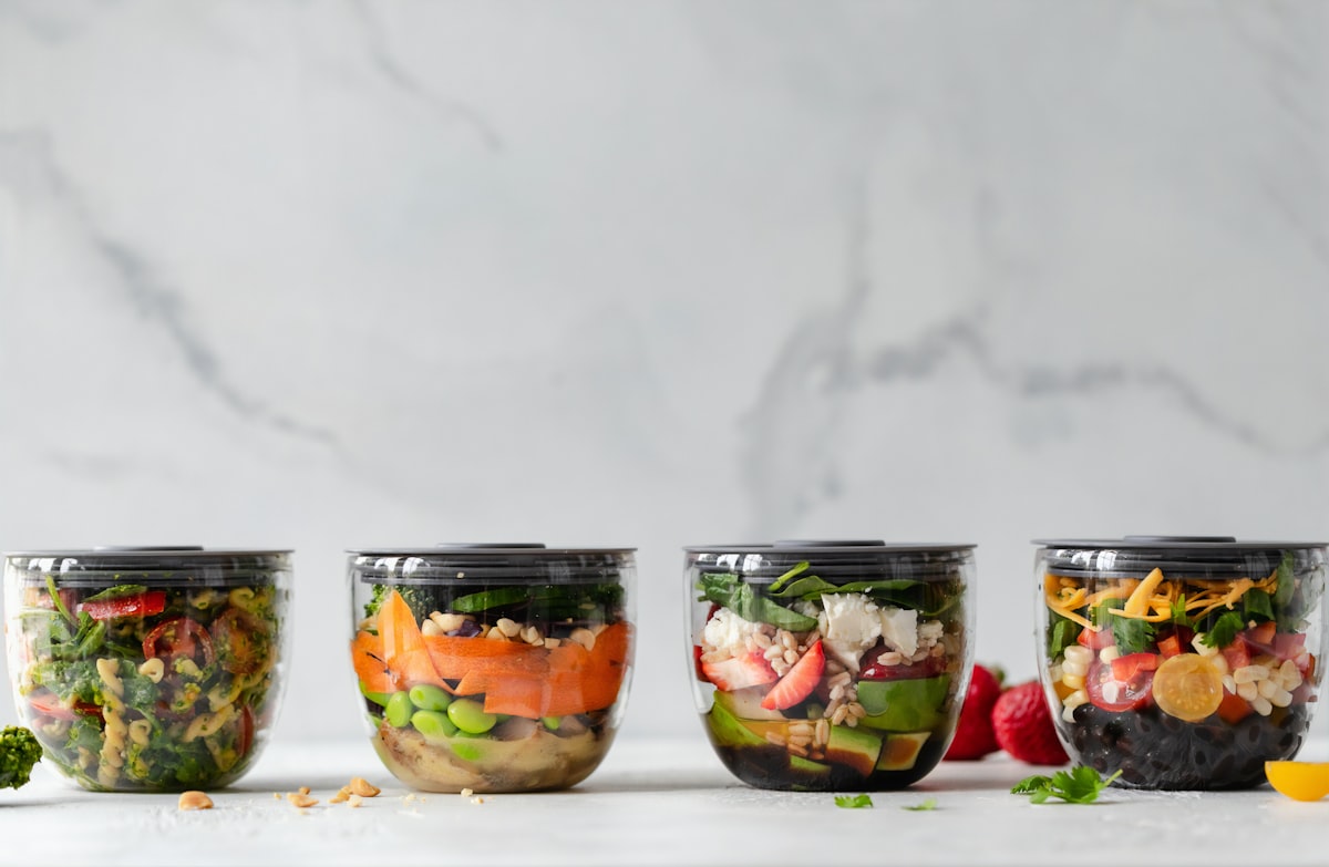 Petit-déjeuner nutritif avec fruits frais